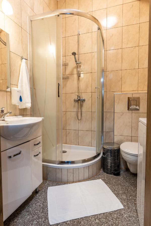 זקופאנה Aplit 2 Guest House מראה חיצוני תמונה